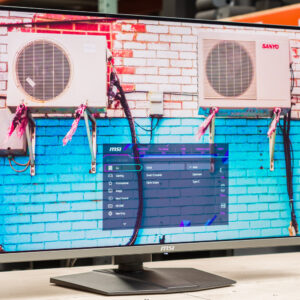 MSI MPG 321URX QD-OLED
